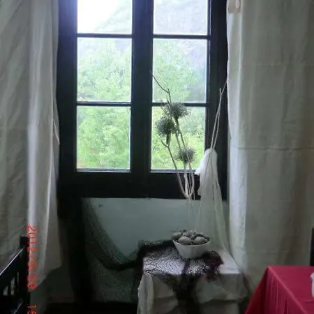 Guest house Refugi Quatre Cases
