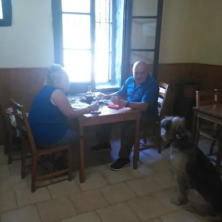 Guest house Refugi Quatre Cases Clot del Moro