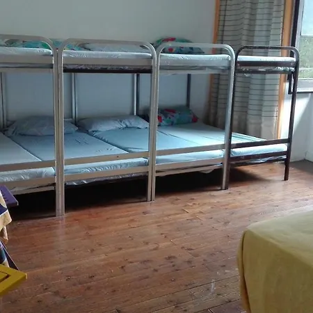 Refugi Quatre Cases Guest house